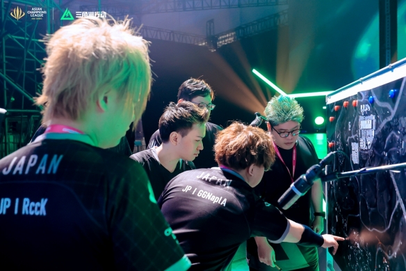 理解现代足 理解现代足