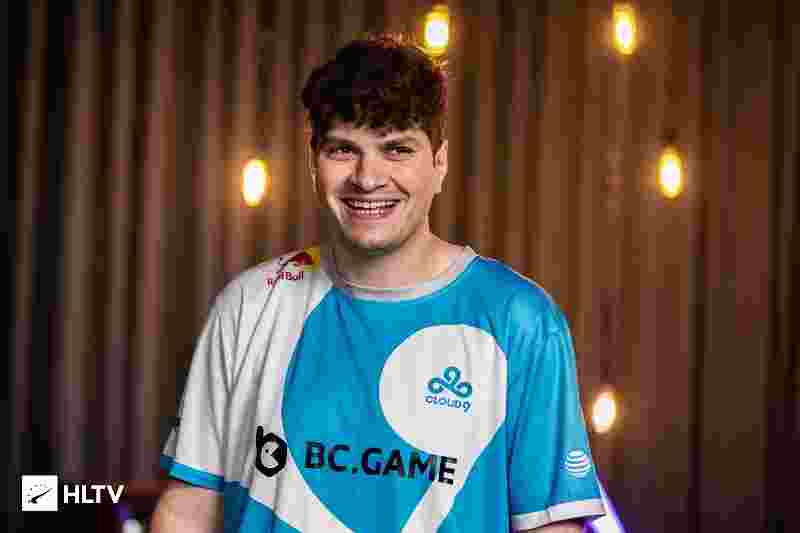 新任主教练 新任主教练