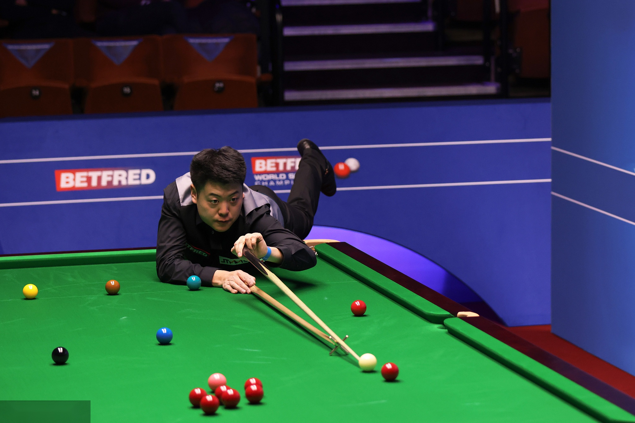 球还是过渡 球还是过渡